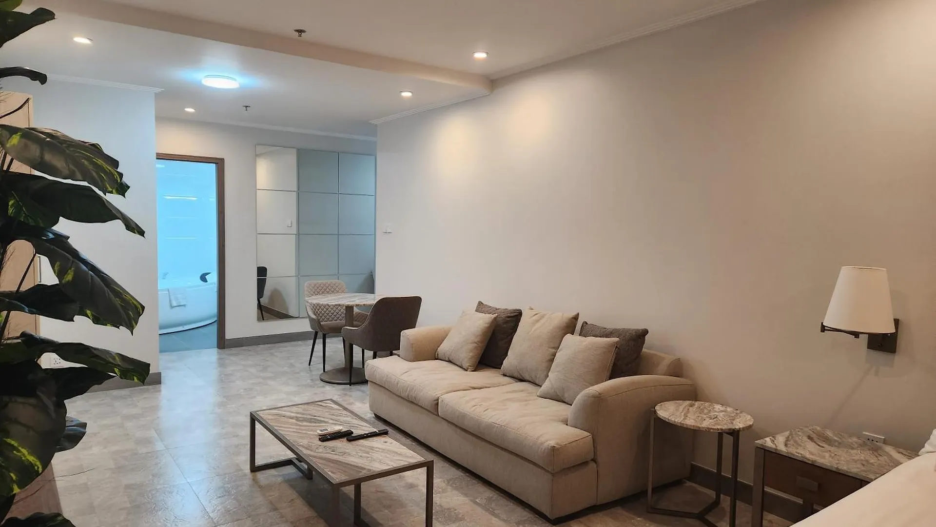 La Grande Residence 10Th Floor Deluxe Unit Angeles Aparthotel