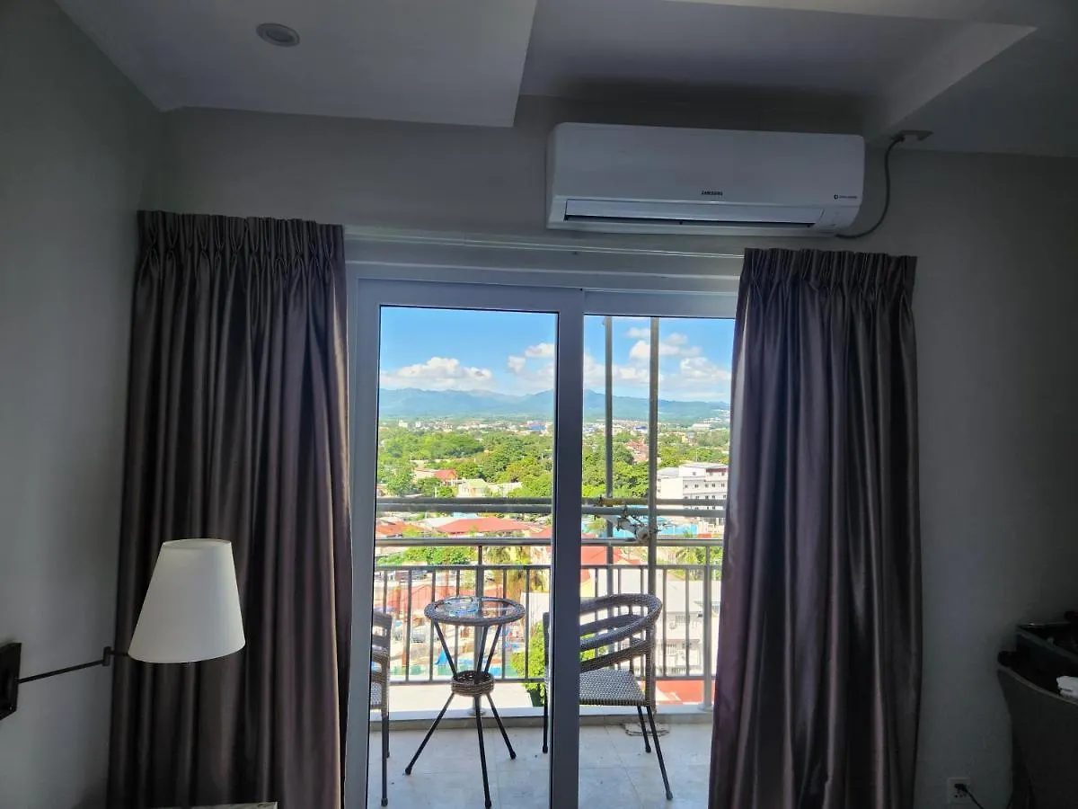 Aparthotel La Grande Residence 10Th Floor Deluxe Unit Angeles