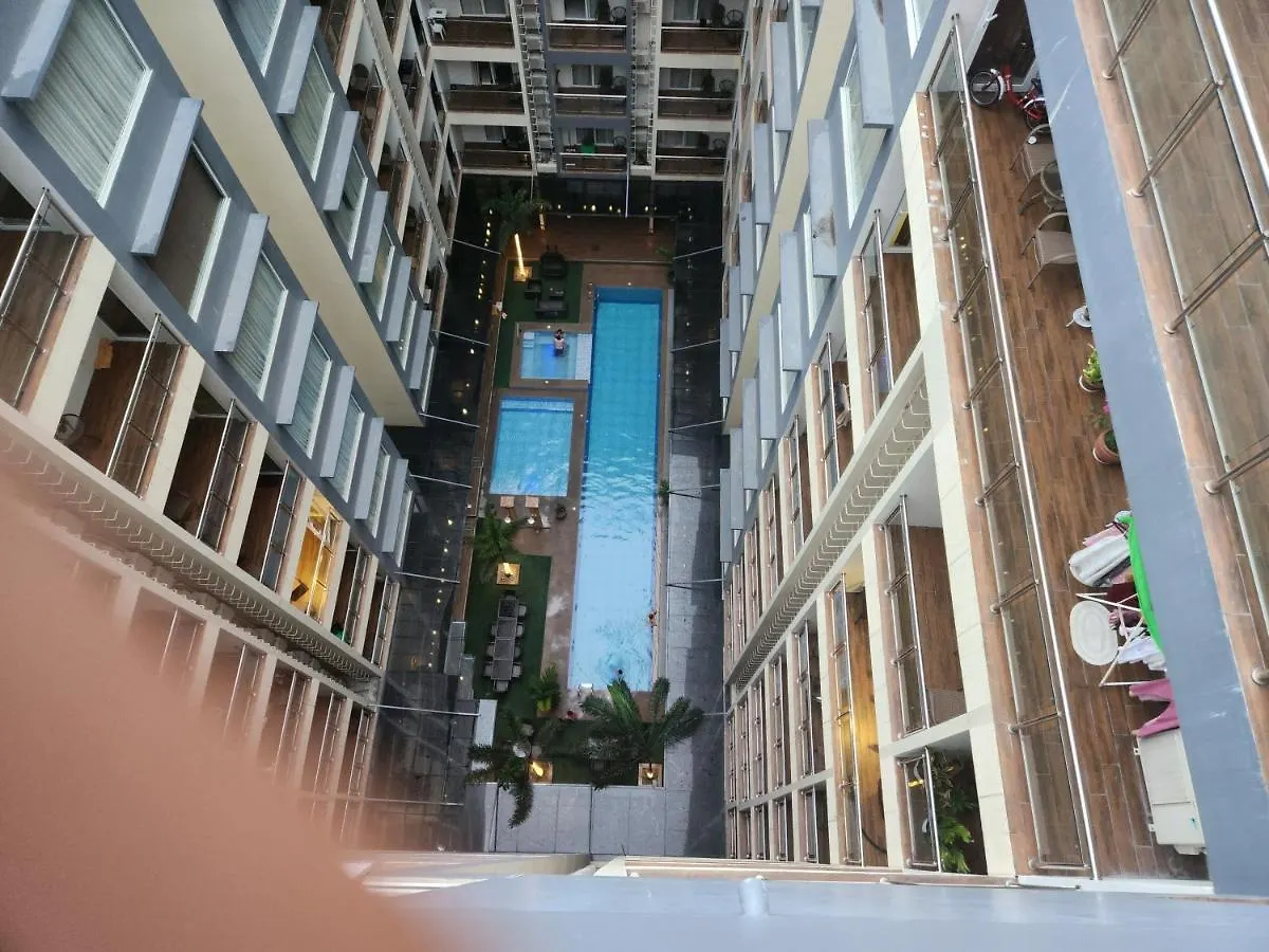 Aparthotel La Grande Residence 10Th Floor Deluxe Unit Angeles Philippines